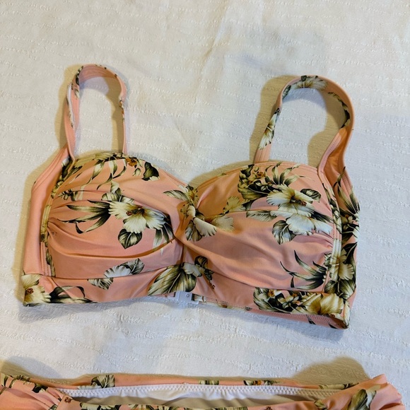 Floral Peach Bikini Set - Picture 3 of 6